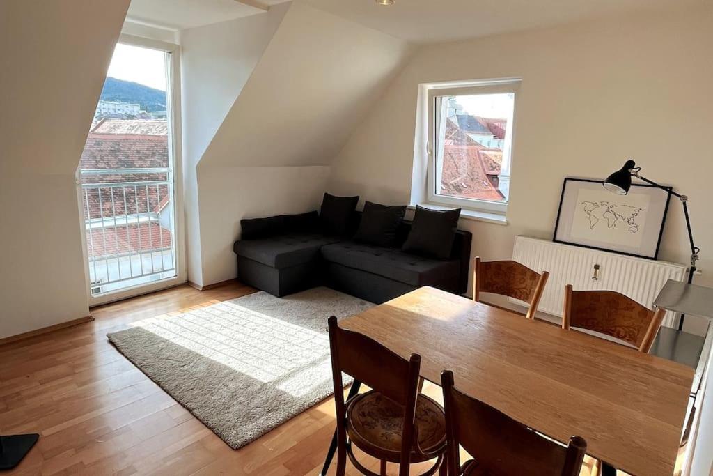Cozy City Center Apartment Graz Exterior foto