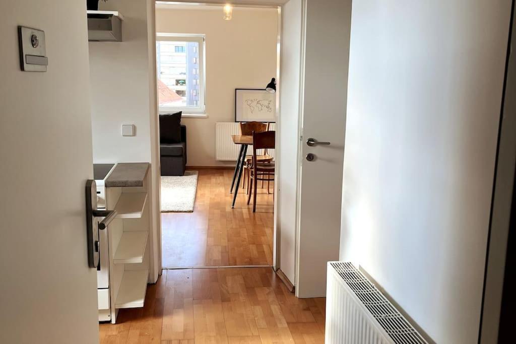 Cozy City Center Apartment Graz Exterior foto
